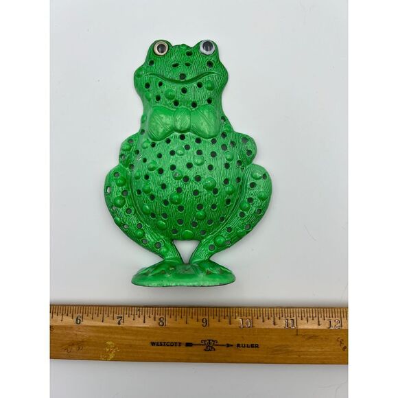 Vintage Green Frog Decorative Garden Ornament Handcrafted Ceramic Toad Figurine - Picture 4 of 7